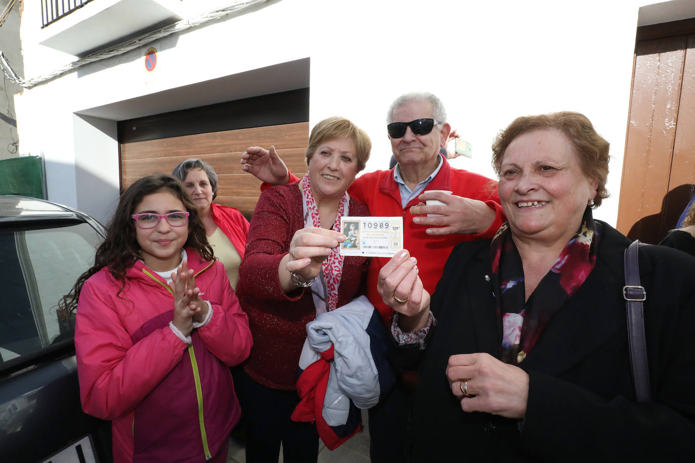 Los agraciados de Fuente del Maestre celebran el premio