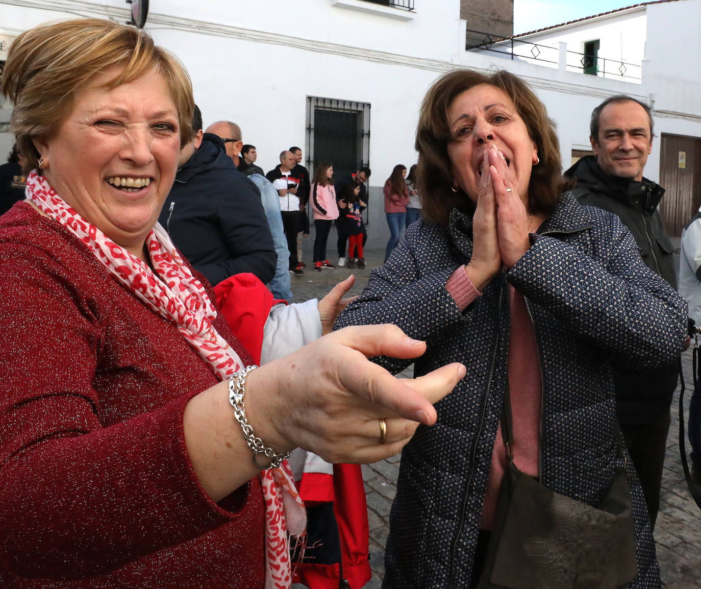 Los agraciados de Fuente del Maestre celebran el premio