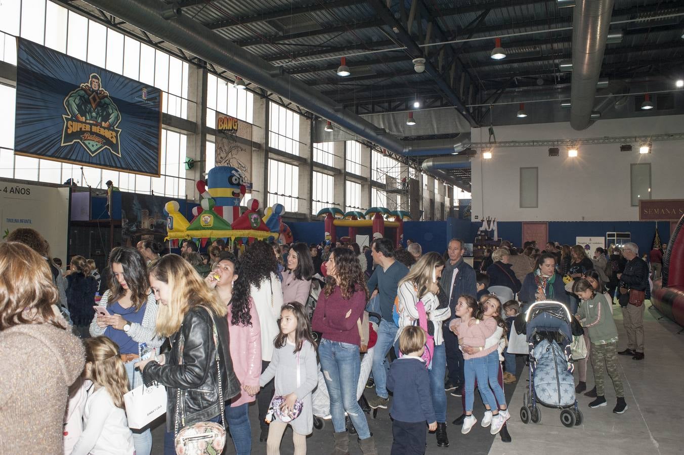 Fotos: La feria de la juventud Iberocio de Badajoz llega con novedades como un área de voluntariado o un pasaje del terror