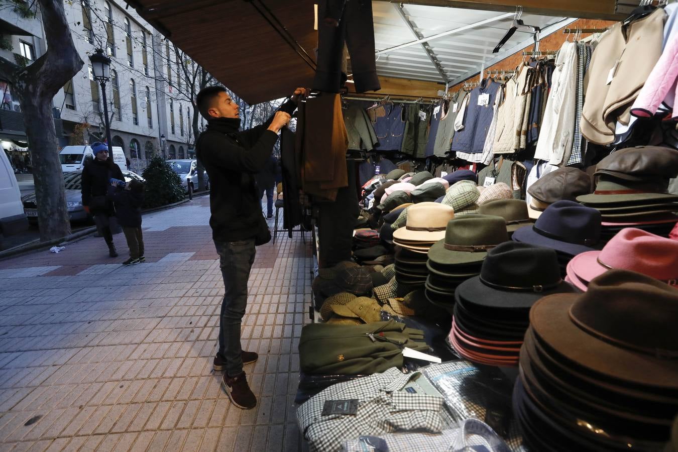 Fotos: El mercadillo navideño de Cánovas