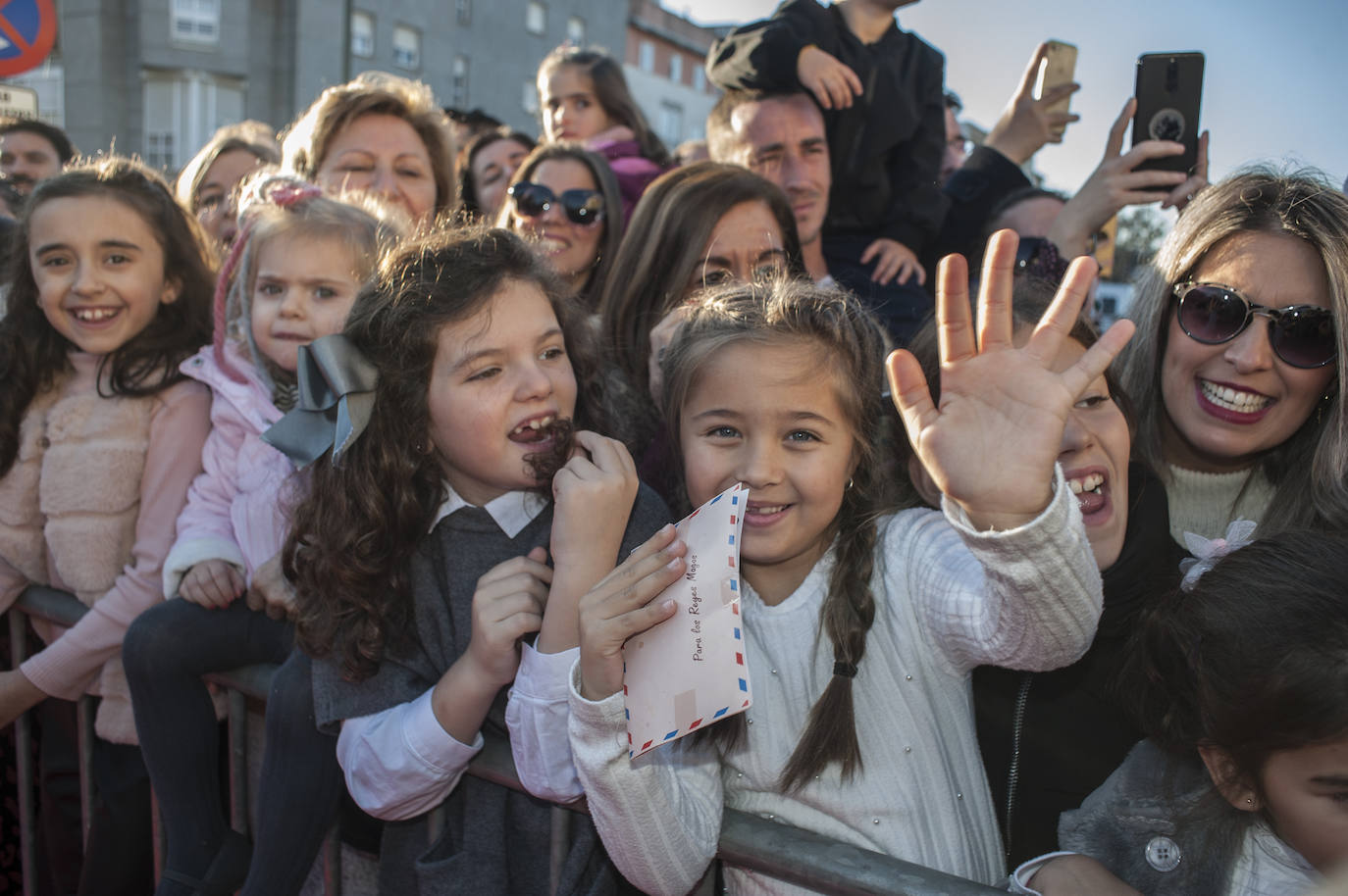 Fotos: Los Reyes Magos llenan de ilusión Badajoz