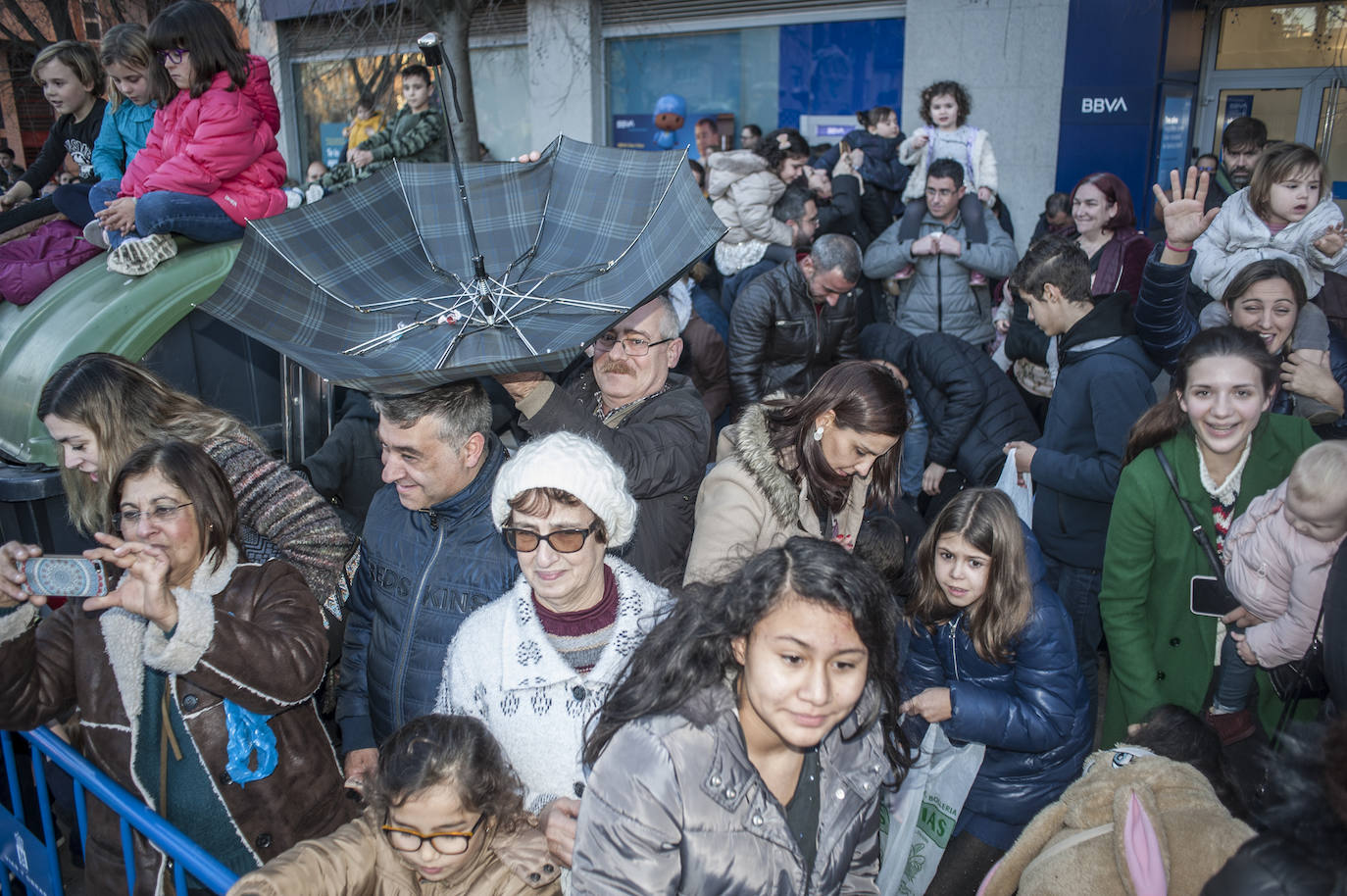 Fotos: Los Reyes Magos llenan de ilusión Badajoz