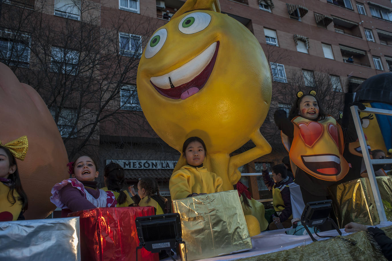 Fotos: Los Reyes Magos llenan de ilusión Badajoz