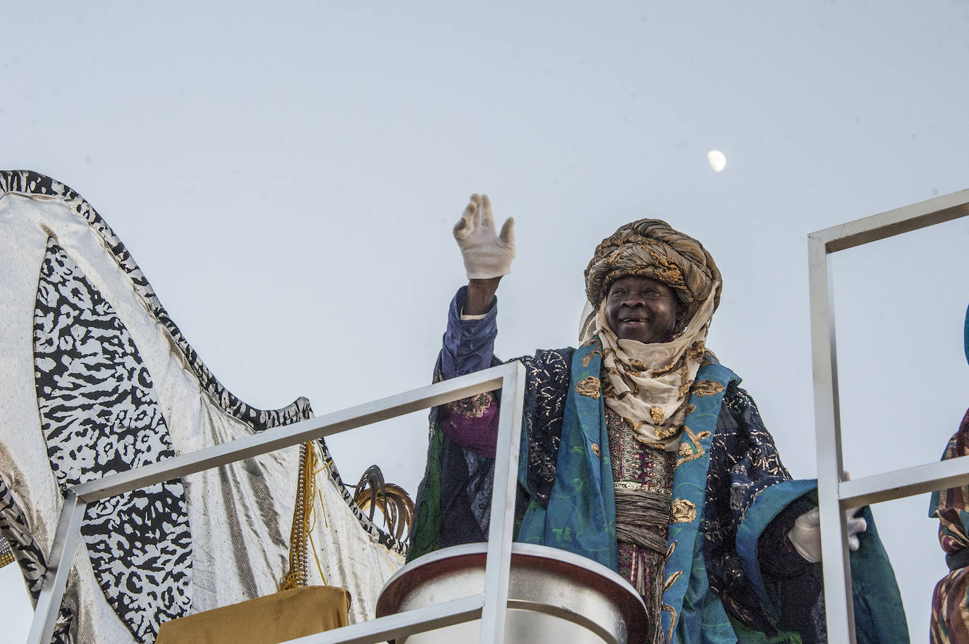 Fotos: Los Reyes Magos llenan de ilusión Badajoz
