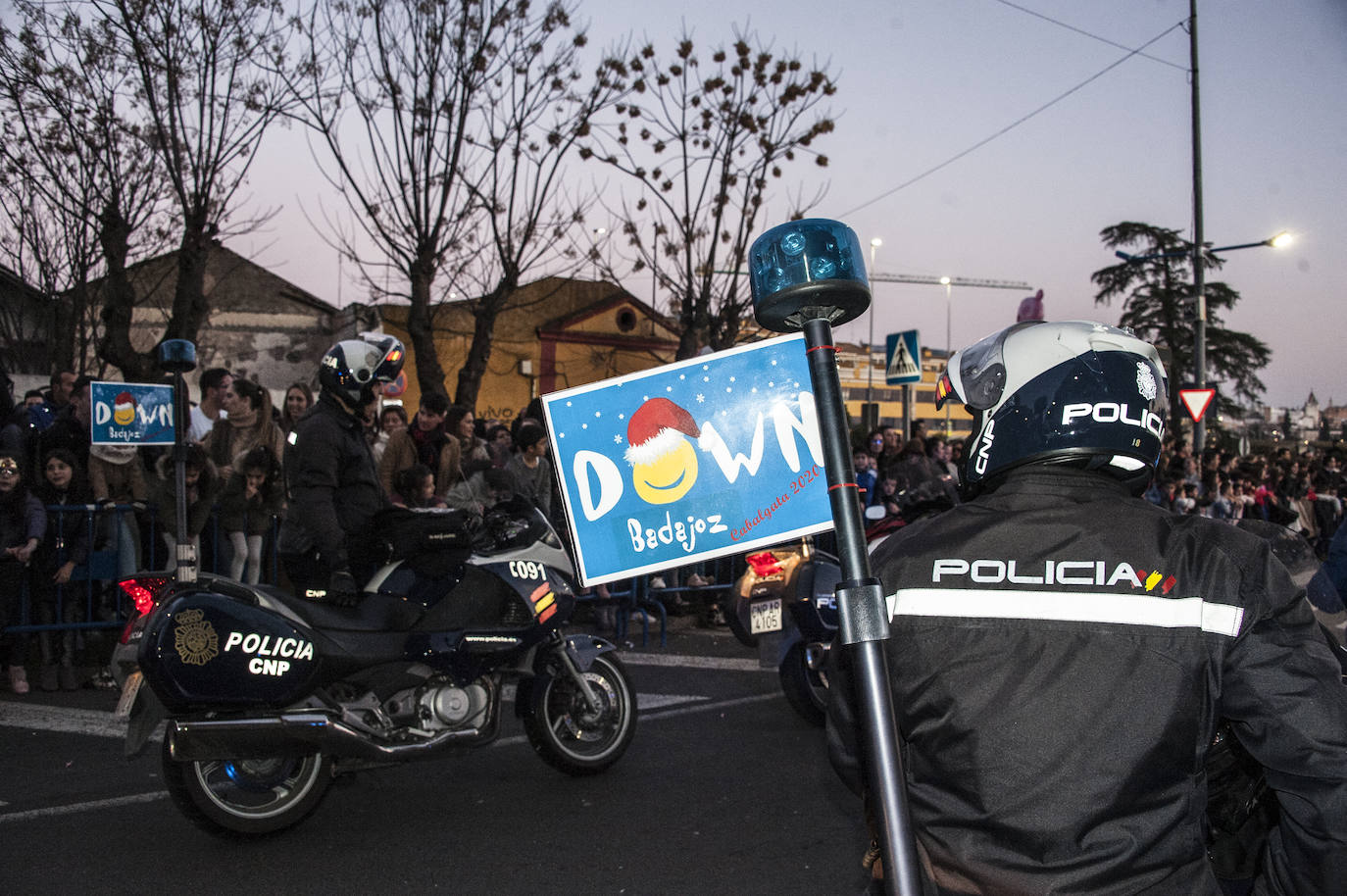 Fotos: Los Reyes Magos llenan de ilusión Badajoz