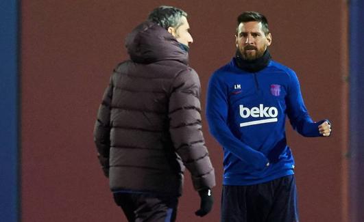 Valverde y Messi, en un entrenamiento del Barcelona. 