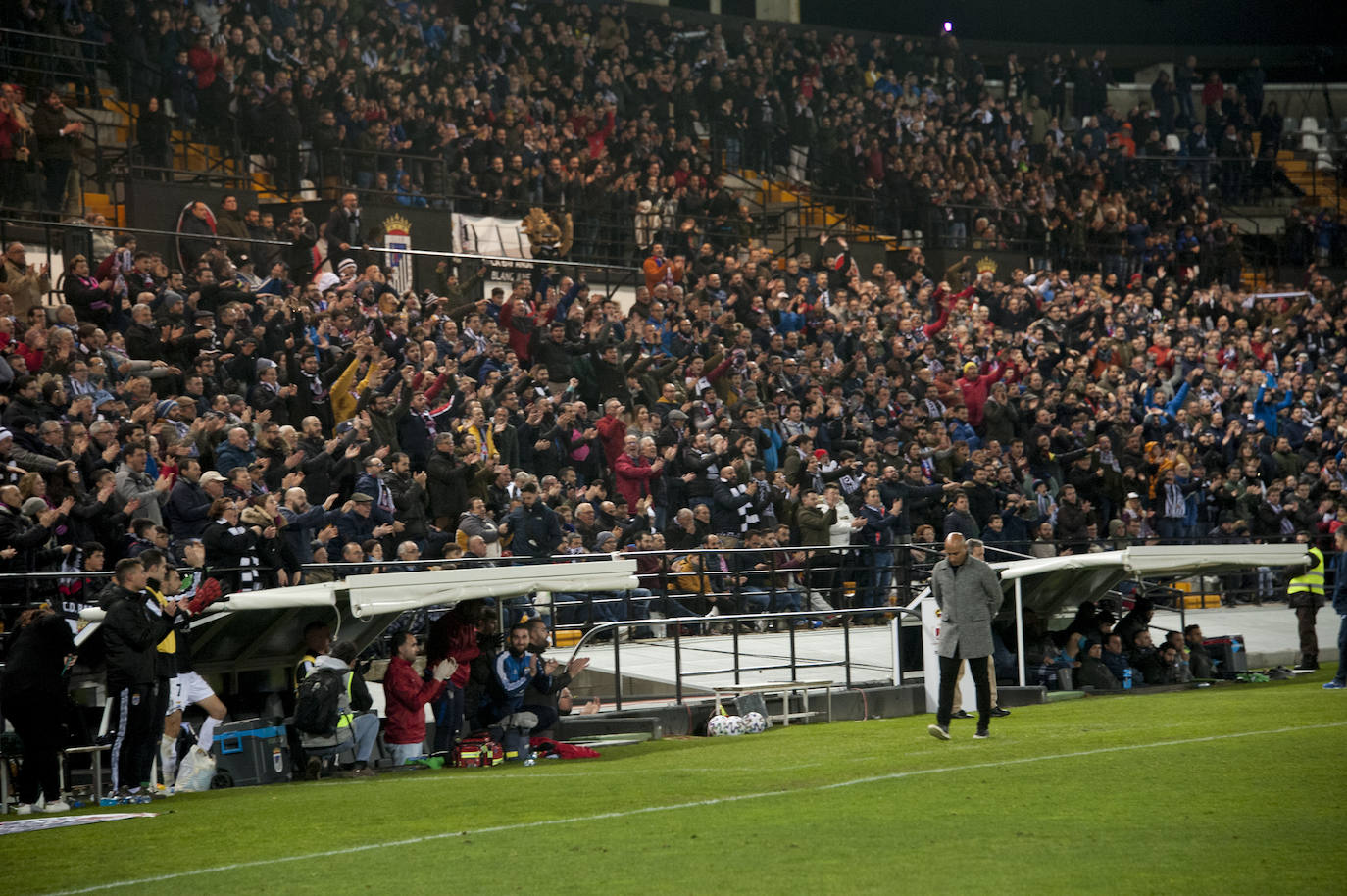 13.000 espectadores disfrutaron de la victoria del CD Badajoz ante el Eibar