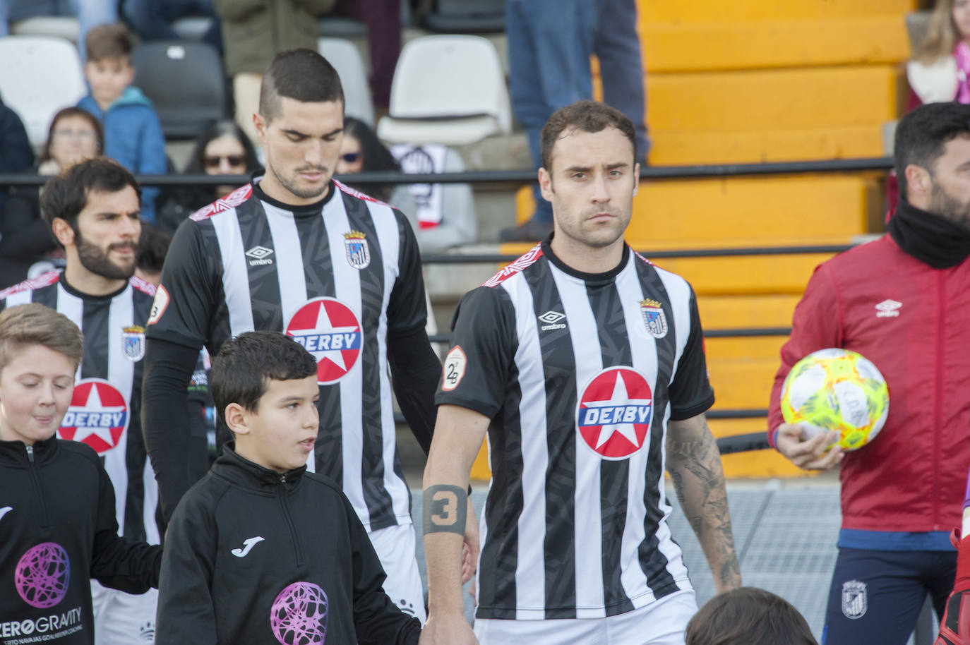 Fotos: Las mejores imágenes del CD Badajoz-Cádiz