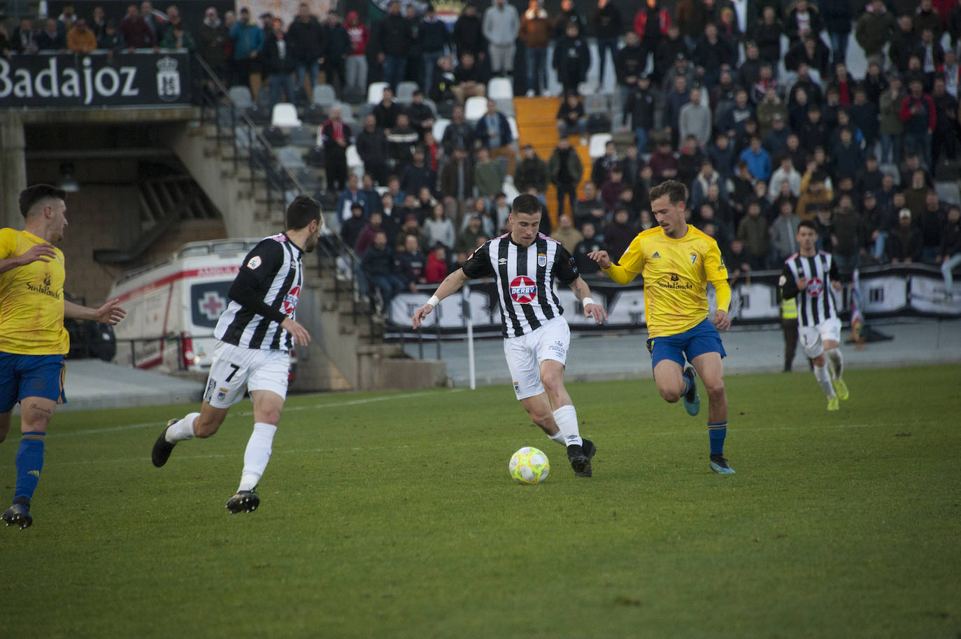 Fotos: Las mejores imágenes del CD Badajoz-Cádiz