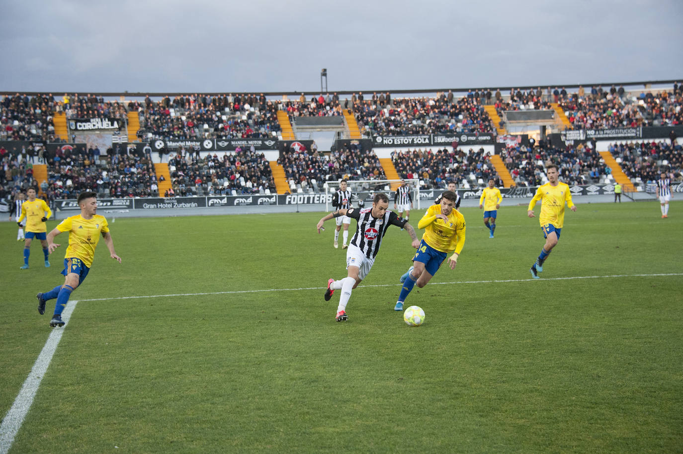 Fotos: Las mejores imágenes del CD Badajoz-Cádiz