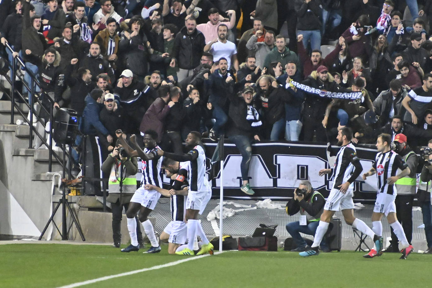 Lleno absoluto en el Nuevo Vivero.