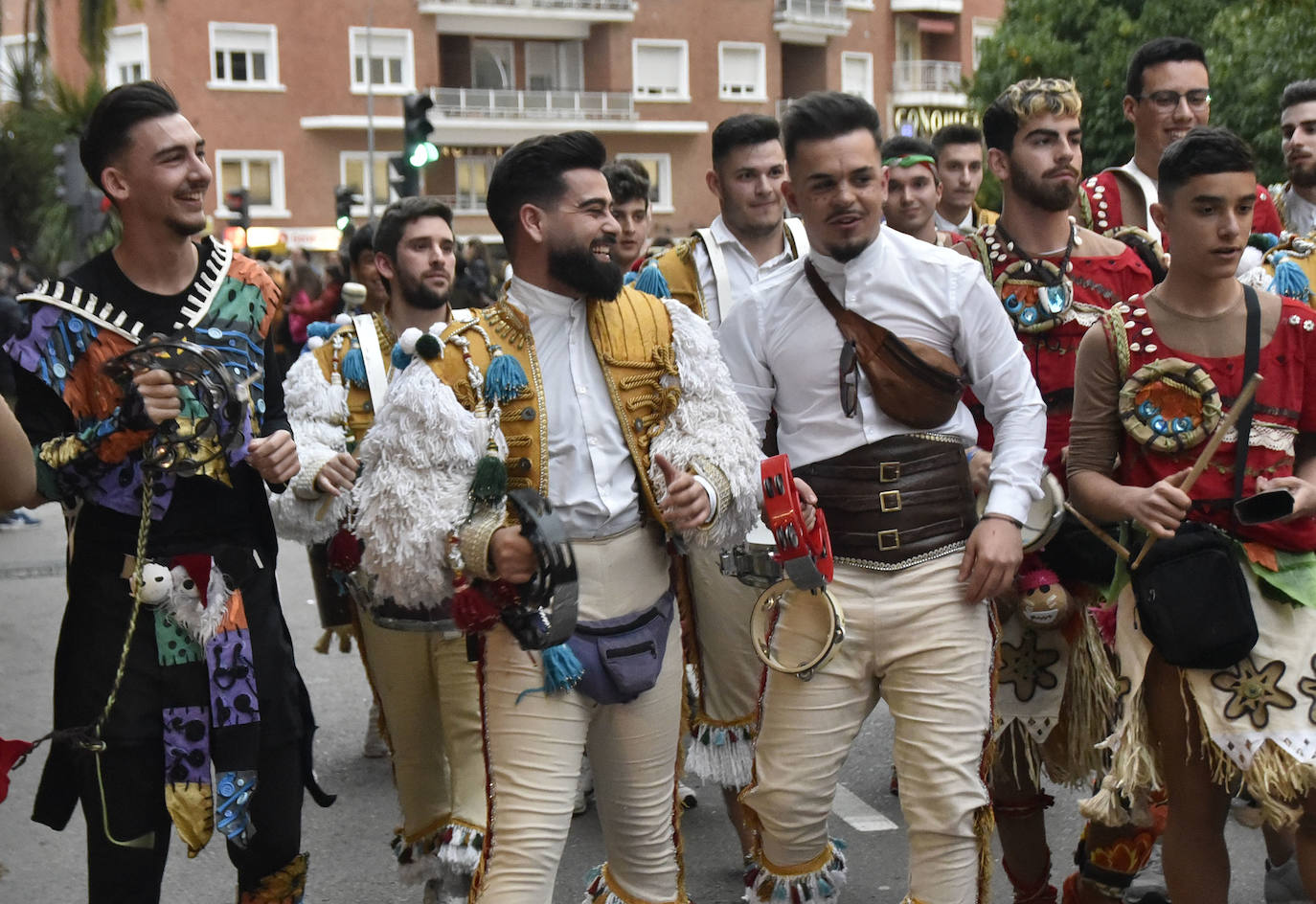 Fotos: La quema del Marimanta abre la programación carnavalera