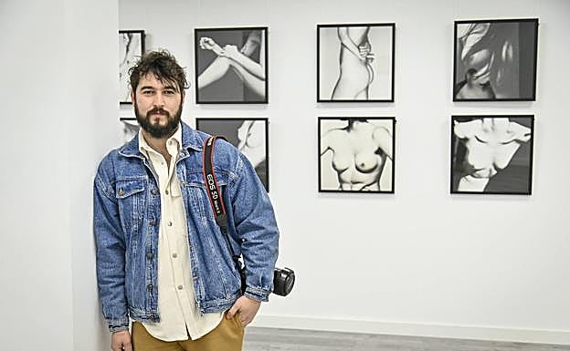 Emilio Jiménez es el director de arte de Esperanto Jewelry y la mitad de la marca.