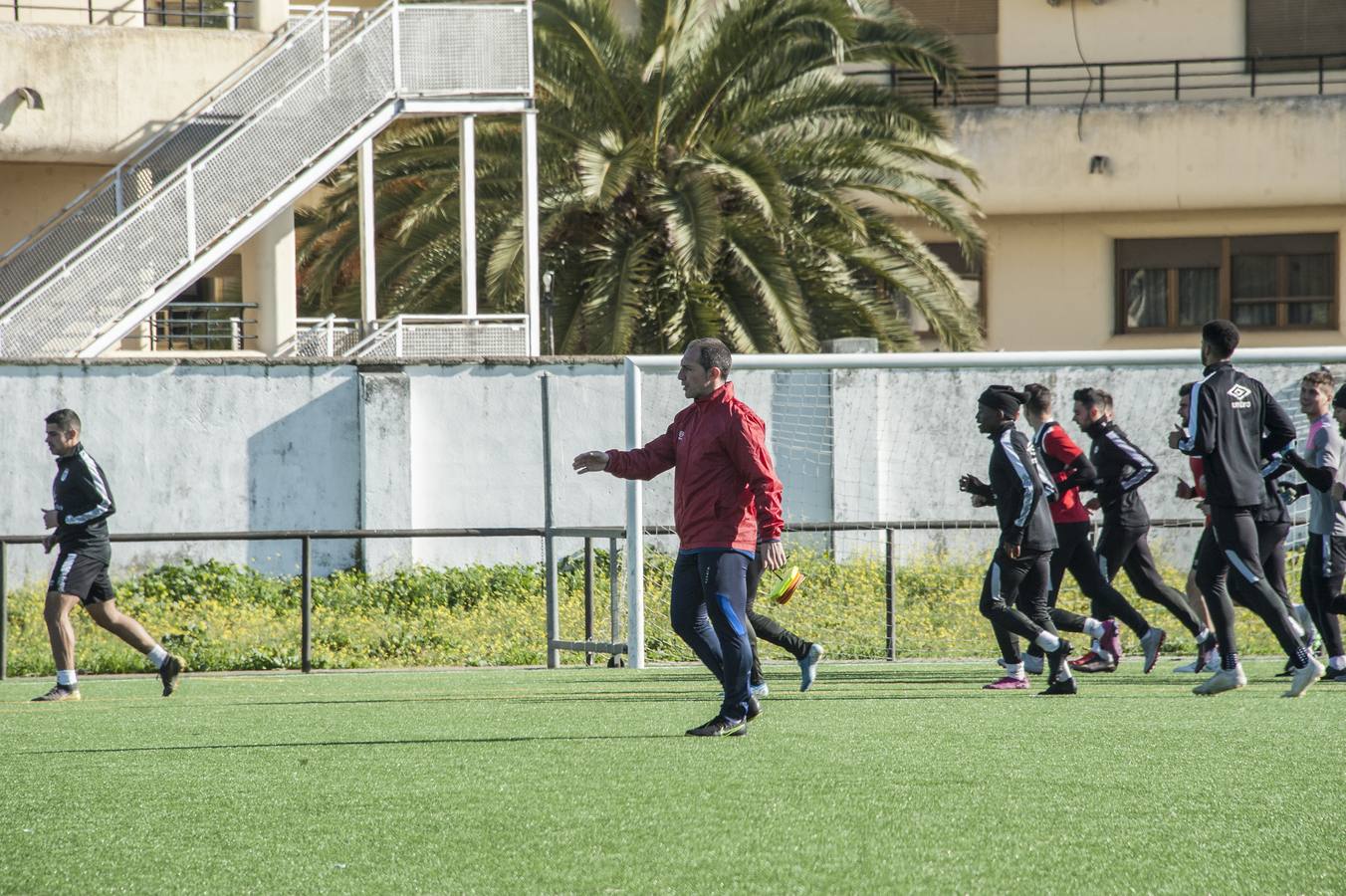 Munitis dirige su primer entrenamiento