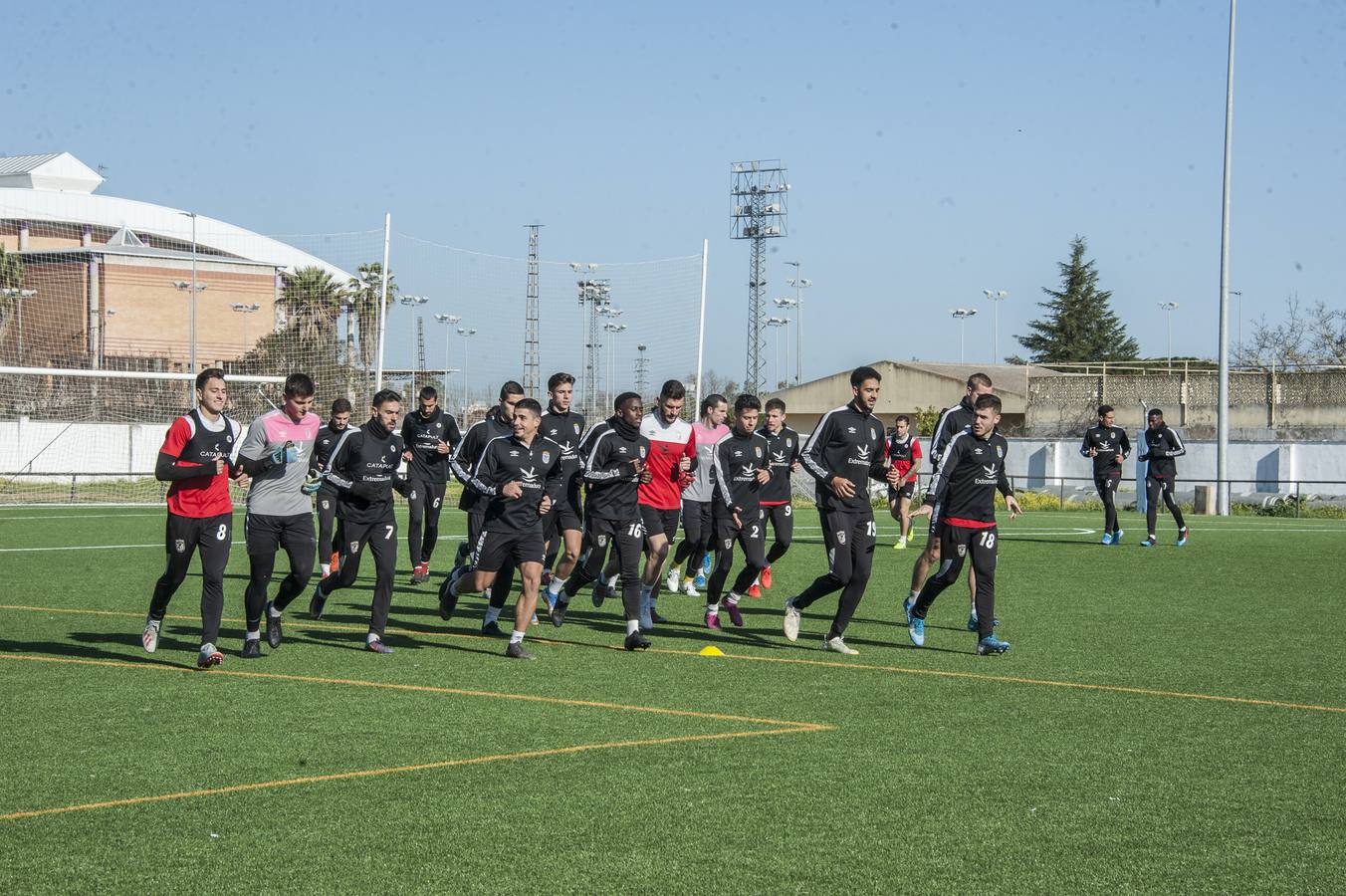 Munitis dirige su primer entrenamiento