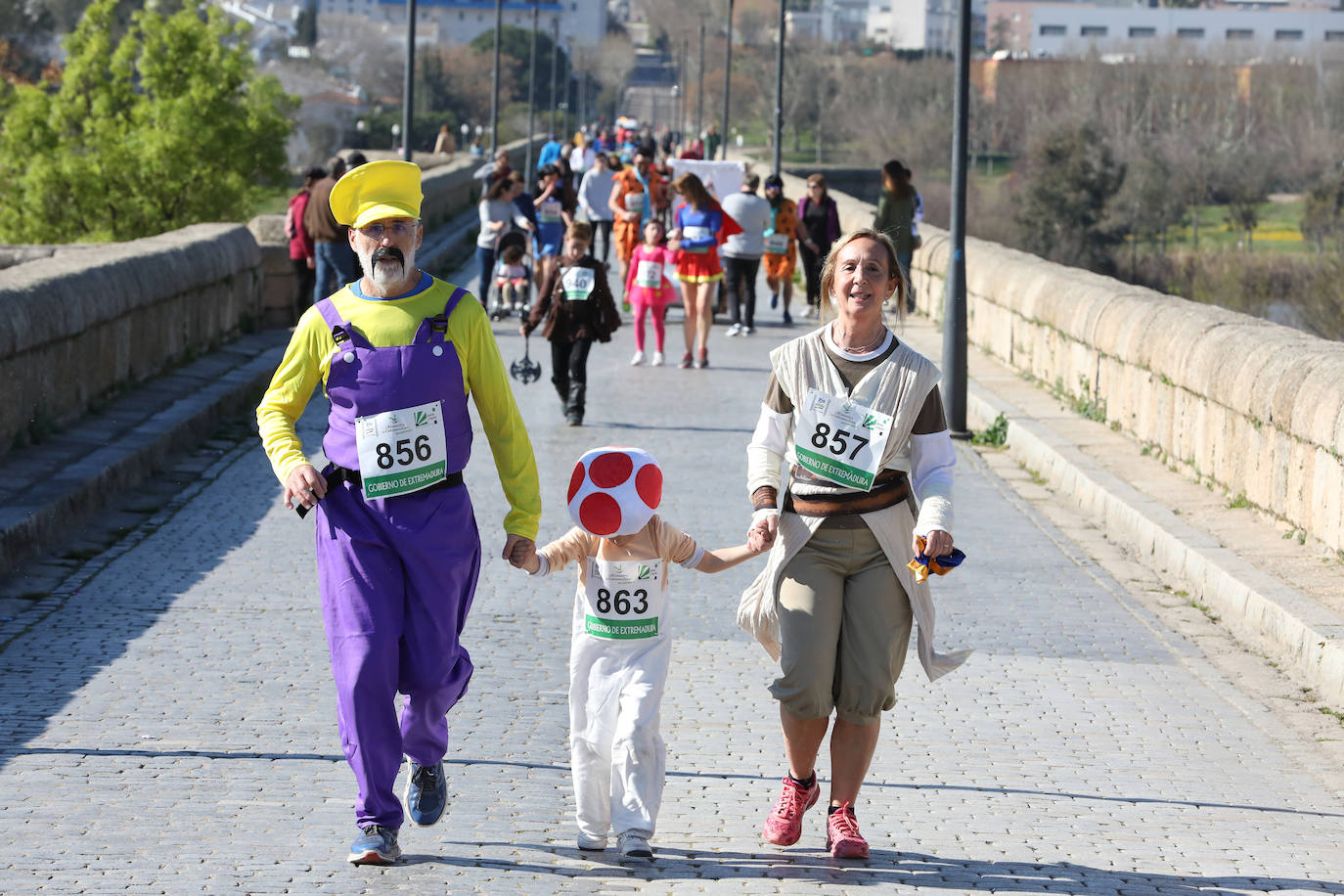 Fotos: Carrera, jamonada y grabanzada en el Carnaval Romano