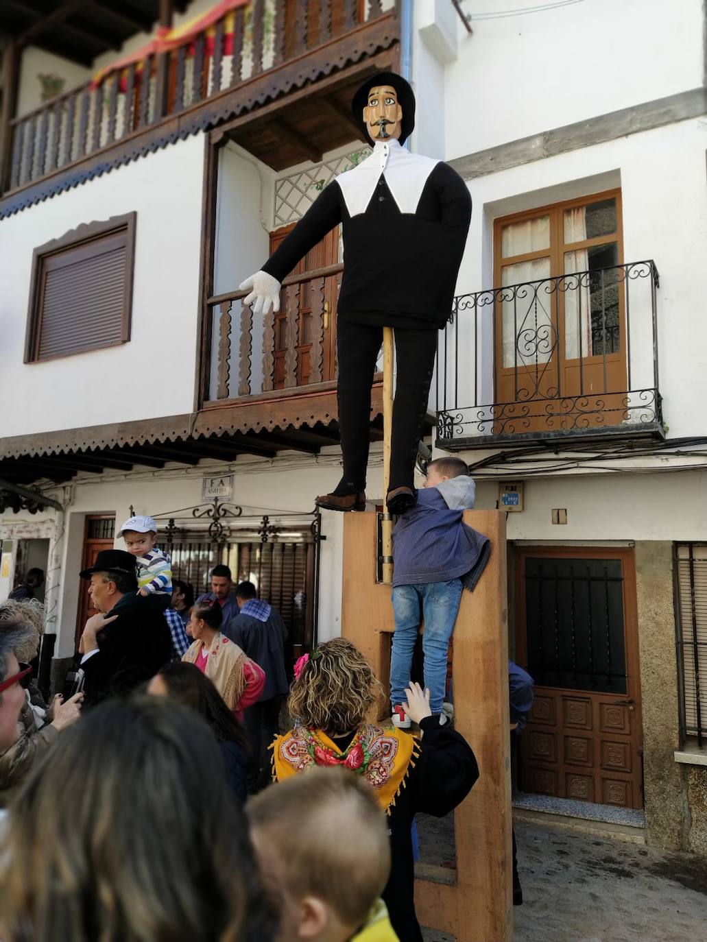 Fotos: Villanueva ajusticia a Peropalo un año más