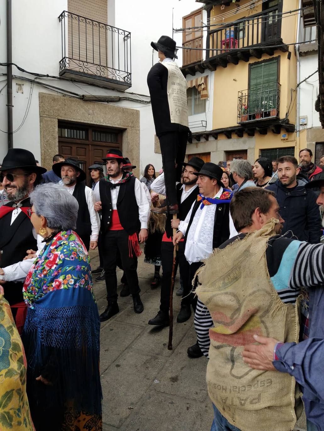 Fotos: Villanueva ajusticia a Peropalo un año más