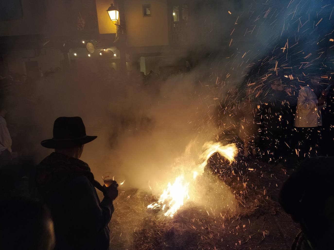 Fotos: Villanueva ajusticia a Peropalo un año más