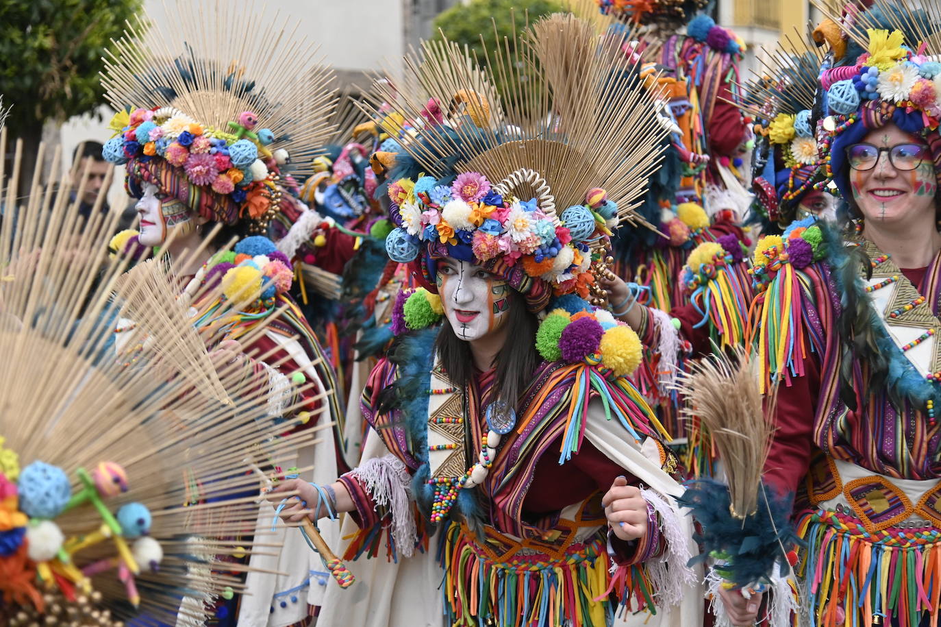 Fotos: Desfile de comparsas en Talavera la Real