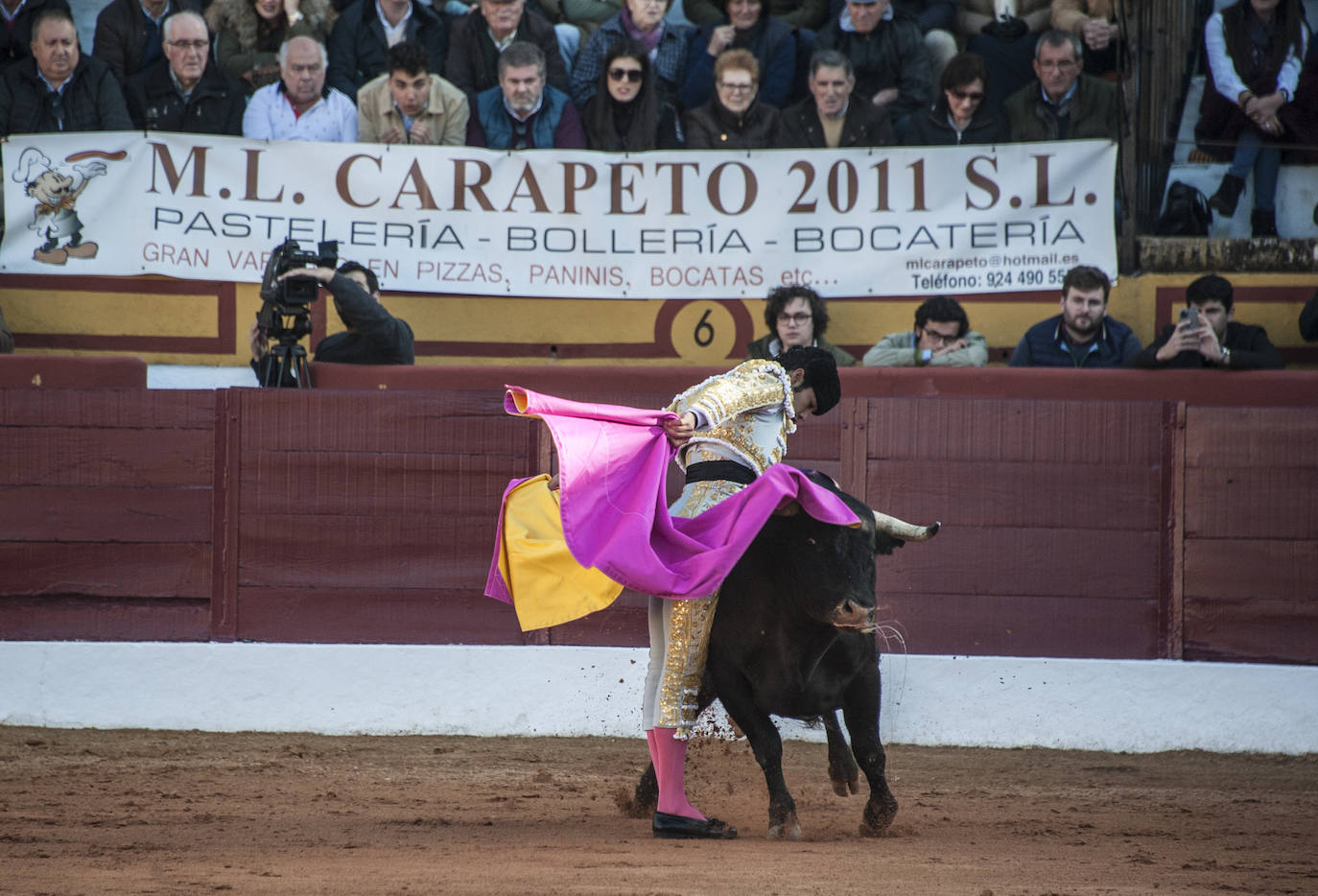 Fotos: Novillada, primera de abono de la Feria de Olivenza