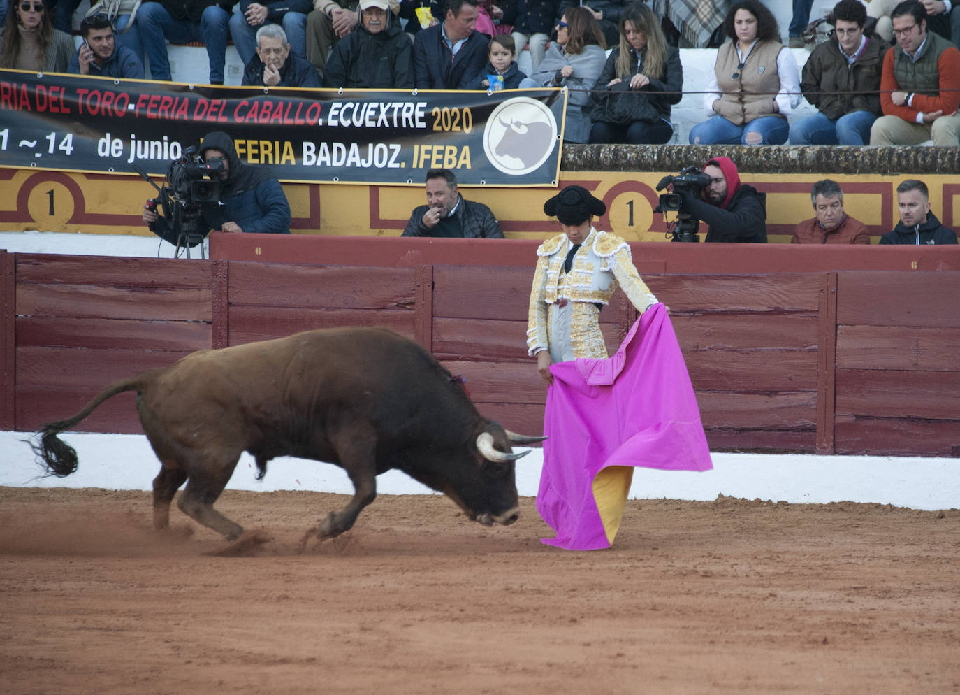 Fotos: Novillada, primera de abono de la Feria de Olivenza