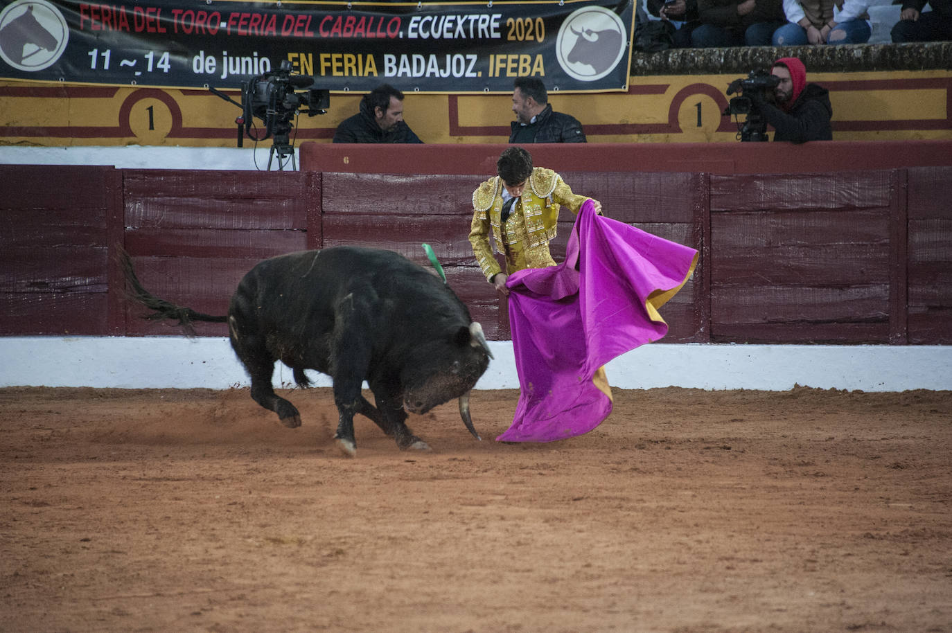 Fotos: Novillada, primera de abono de la Feria de Olivenza