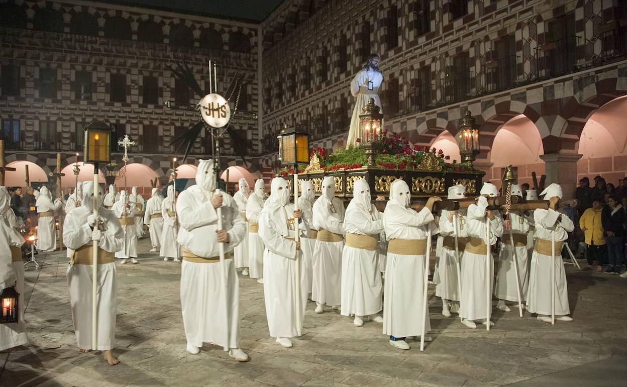 La Archidiócesis de Mérida-Badajoz ordena suspender las procesiones de Semana Santa