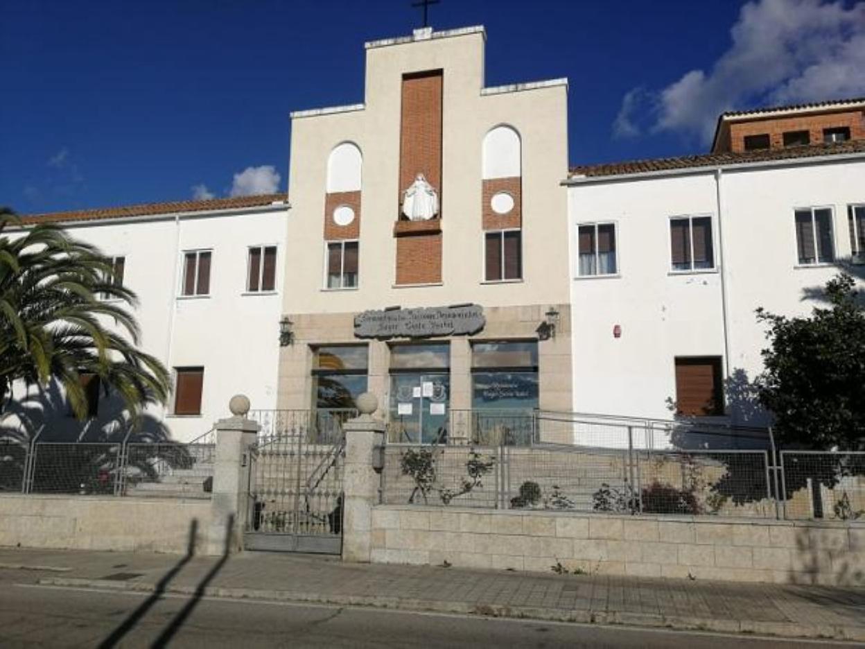 Residencia Santa Isabel de Trujillo. 