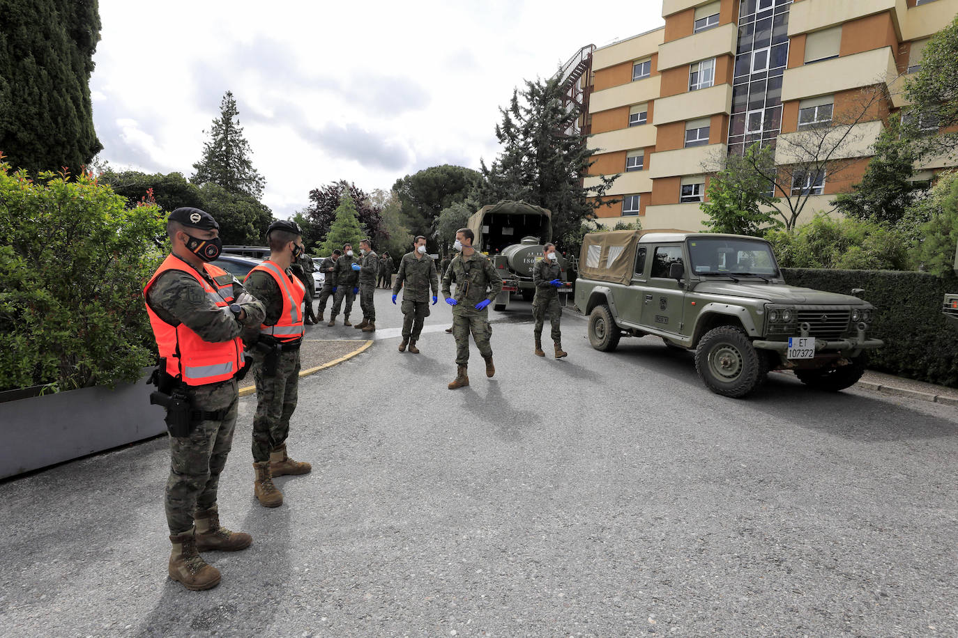 El Ejército vuelve a desinfectar la Residencia Asistida de Cáceres