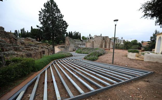 Obras para mejorar los accesos al Teatro Romano.