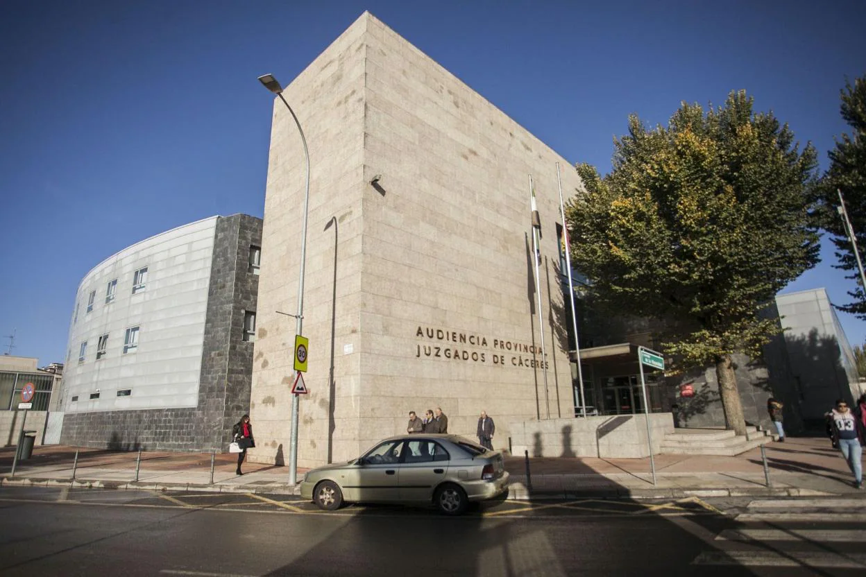 La madre fue juzgada en la Audiencia Provincial de Cáceres. 