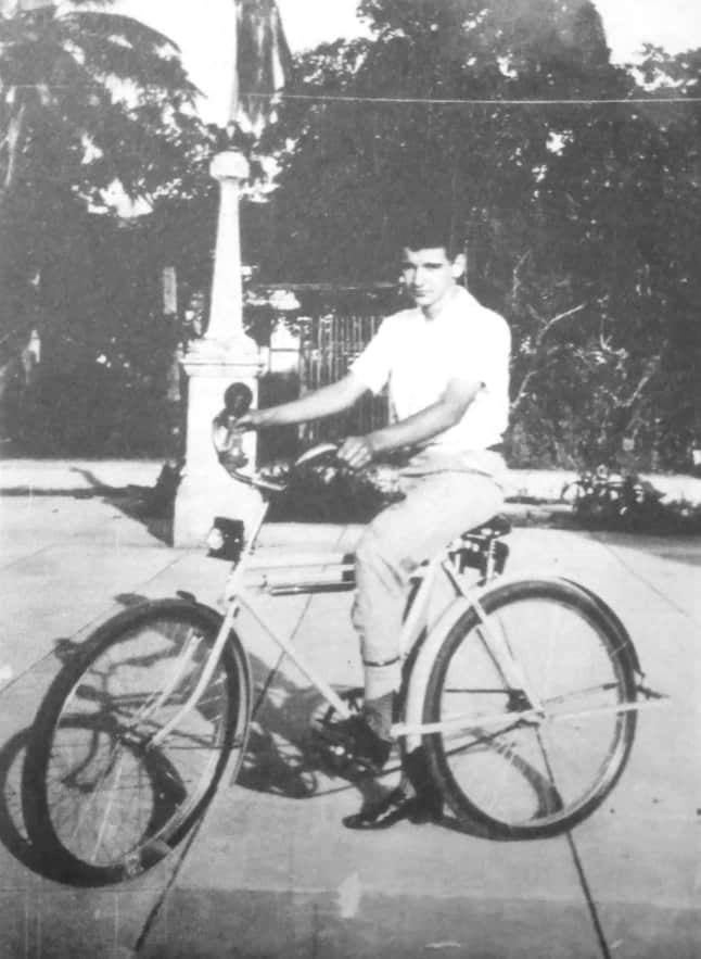 Foto de juventud de Héctor Pascual Gallo Portieles.