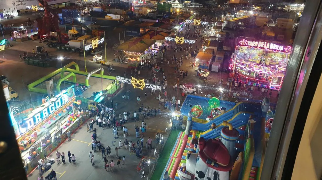 Atracciones de feria durante las fiestas de Santiaguito 2019. 