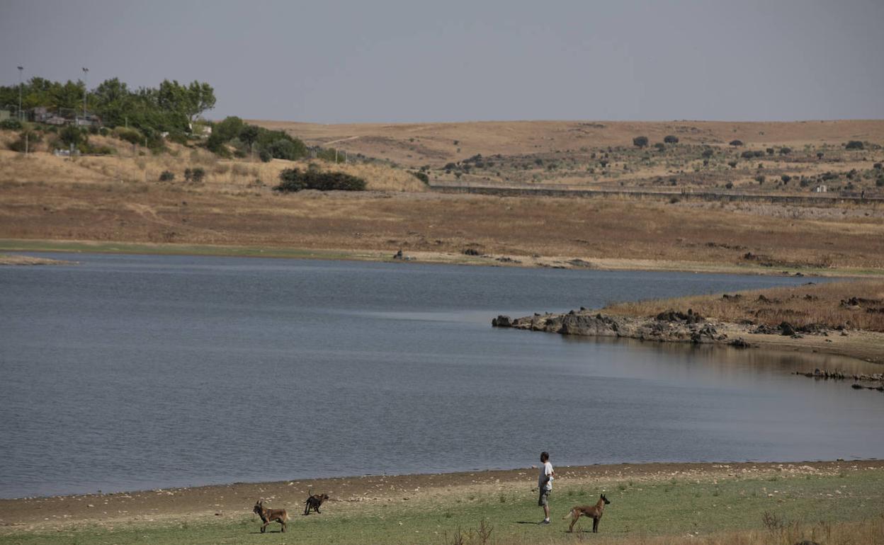 Situación del embalse del Guadiloba a un 29 por ciento de su capacidad. 