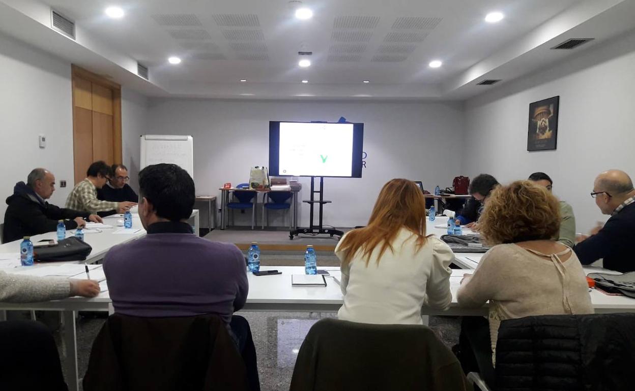 Foto de archivo de una acción formativa similar sobre emprendimiento.