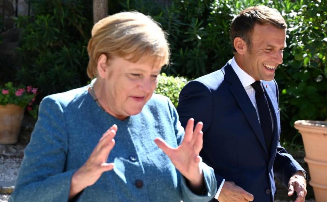 La canciller alemana visitó por la tarde a Macron en Francia.
