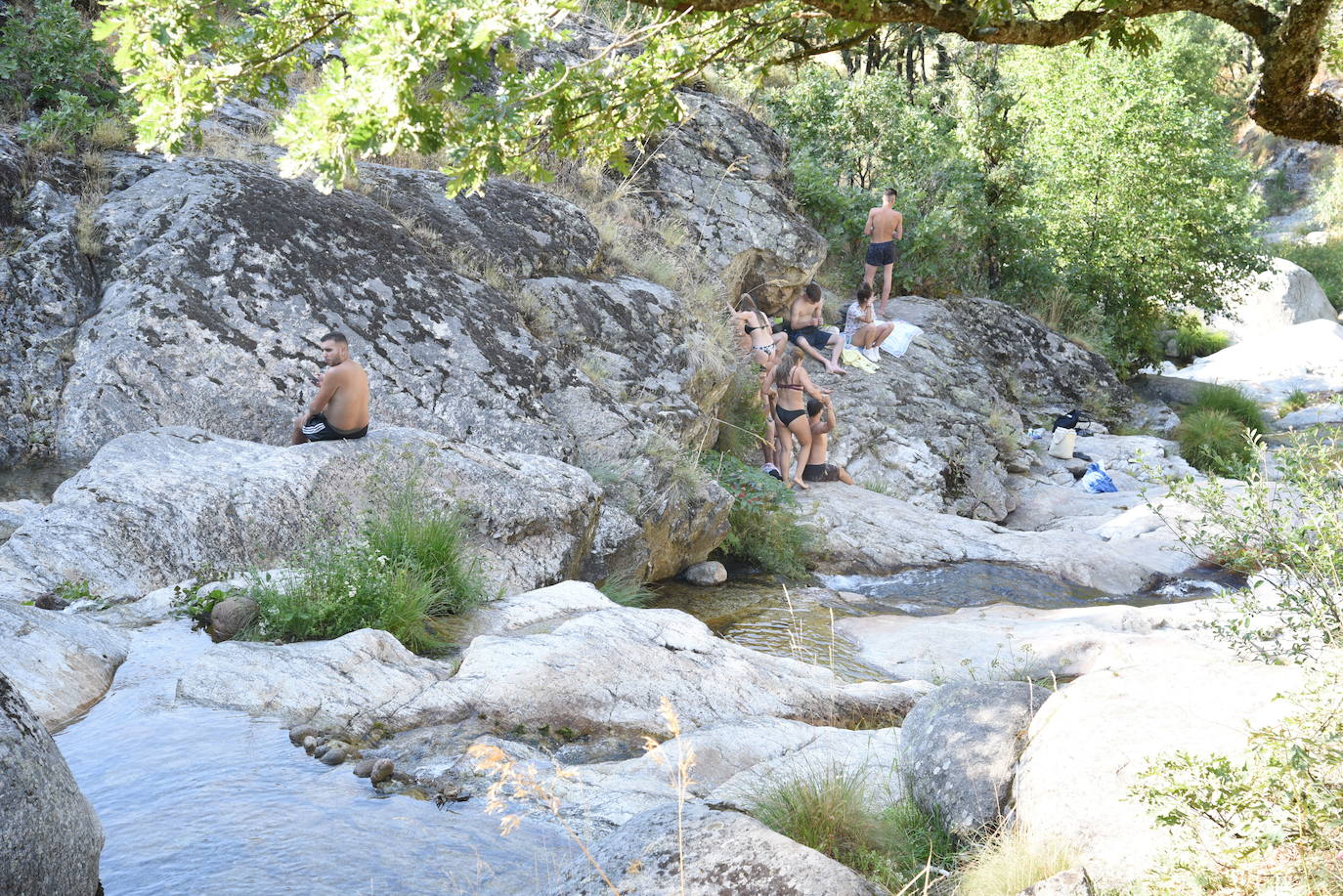 Fotos: Tres charcas en el pueblo de Hervás