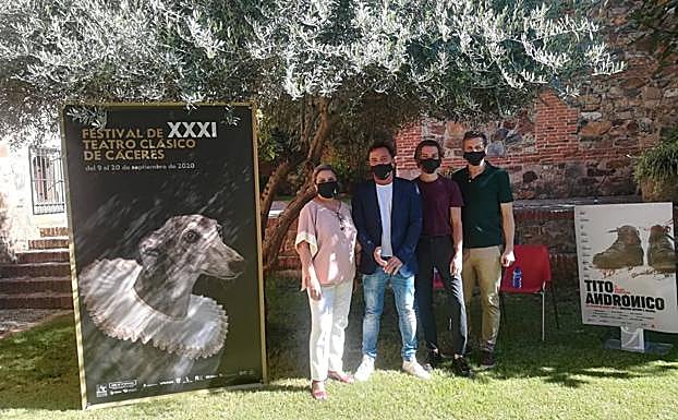 Presentación de Tito Andrónico de Teatro del Noctámbulo. 