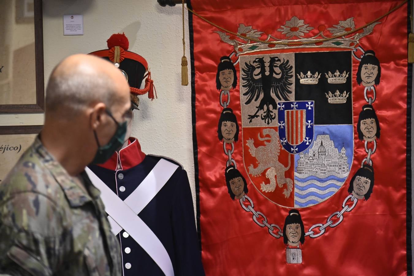 Militares en la base General Menacho