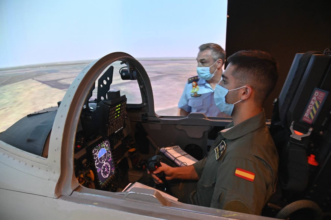 Mantenimiento de un drone en la Base de Talavera la Real en Badajoz