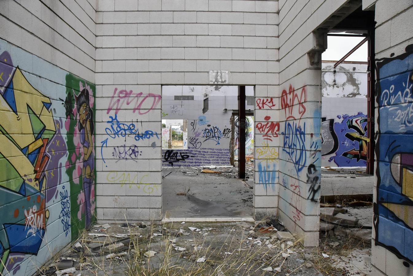 Vista general del antiguo matadero municipal de Badajoz