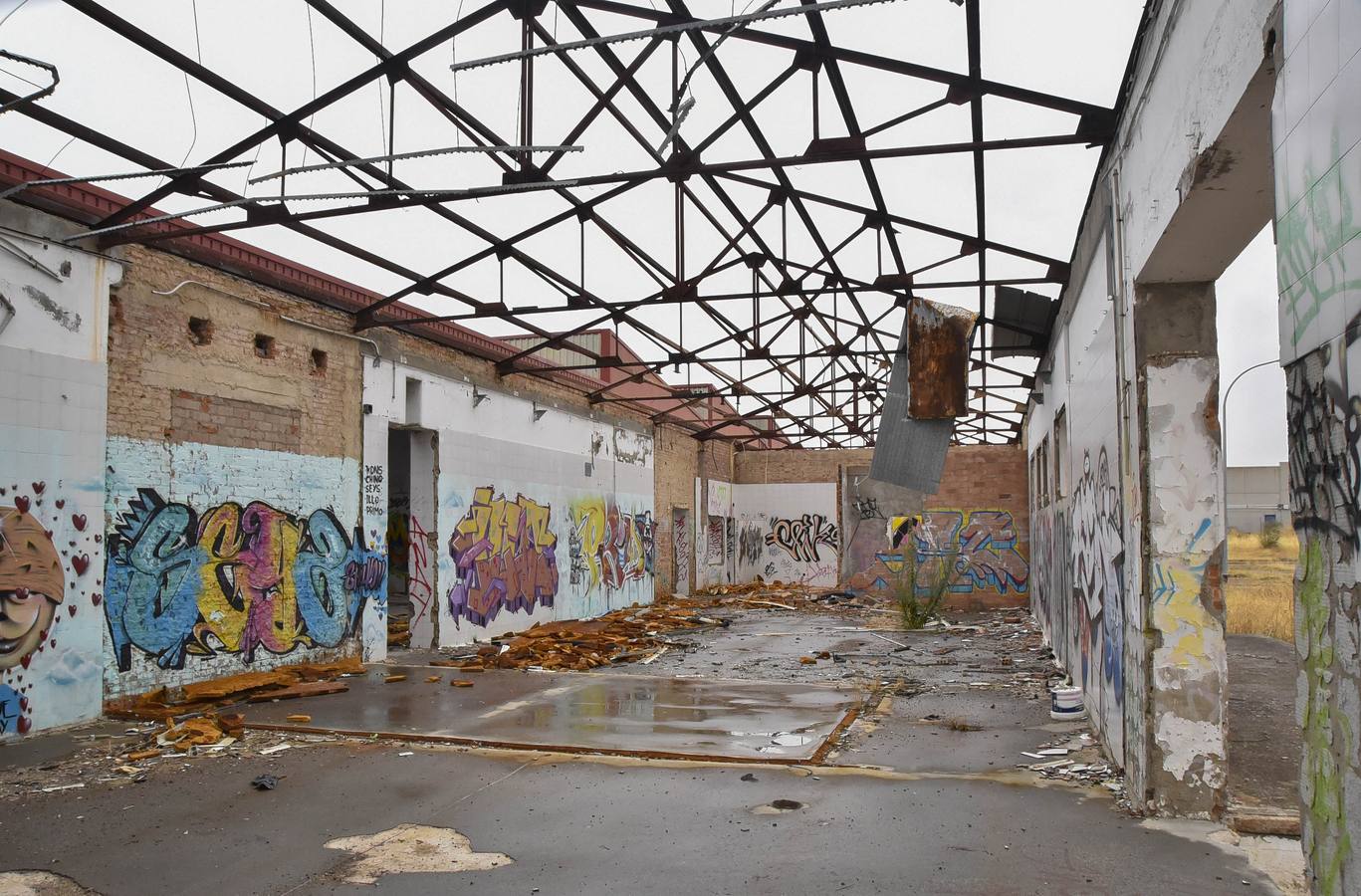 Vista general del antiguo matadero municipal de Badajoz