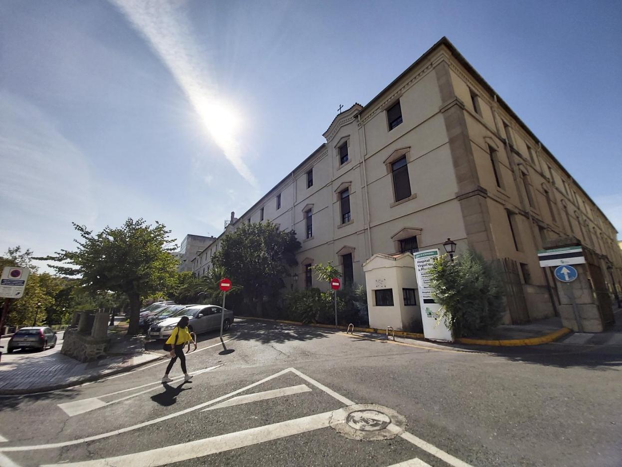 Las últimas especialidades se marcharon del Hospital Provincial en octubre de 2019, pero en el mes de marzo el centro reabrió para acoger a pacientes con covid. 