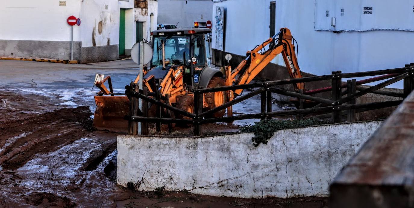 Desborde del arroyo de Valdemedel en Ribera del Fresno