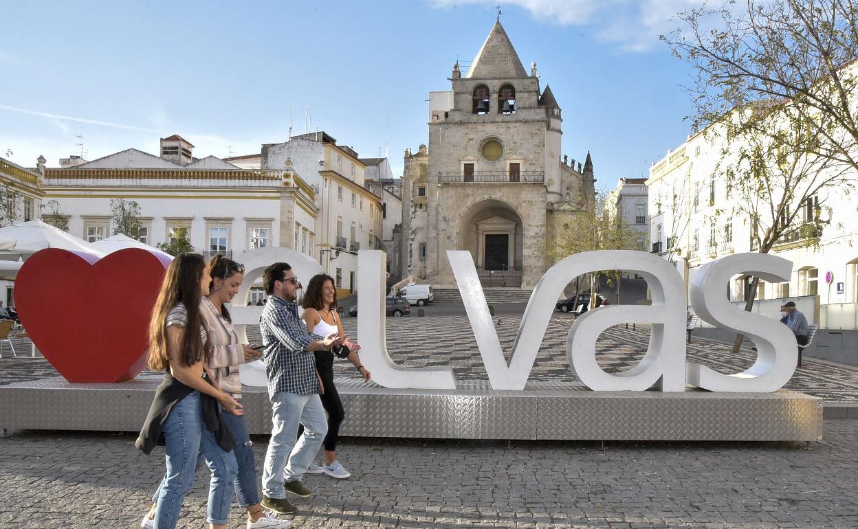 Plaza de la República de Elvas.