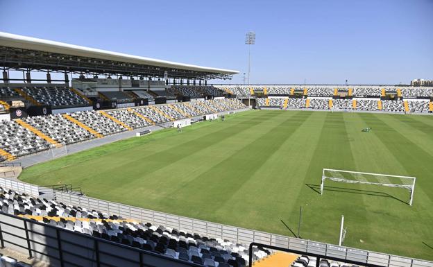 Los dos próximos partidos del Badajoz, a puerta cerrada