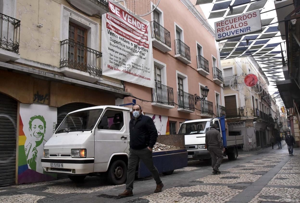 El antiguo convento franciscano reunirá Urbanismo y otros servicios municipales