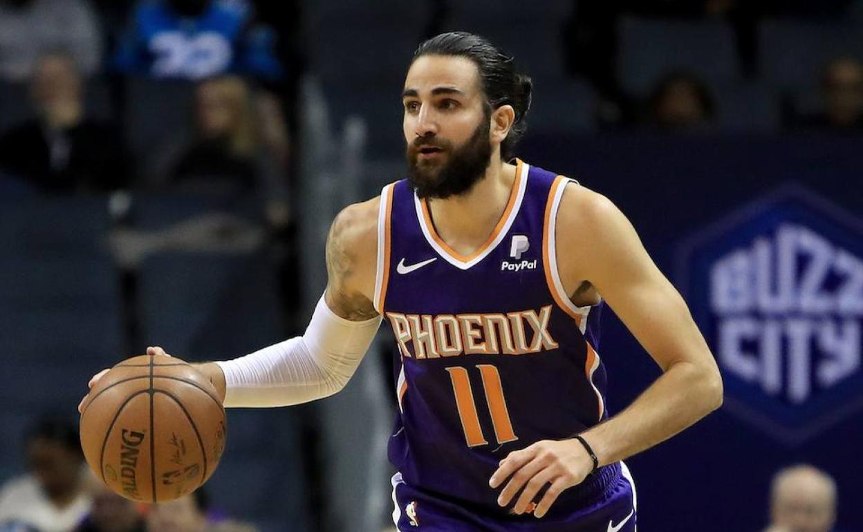 Ricky Rubio, la pasada campaña con los Suns. 