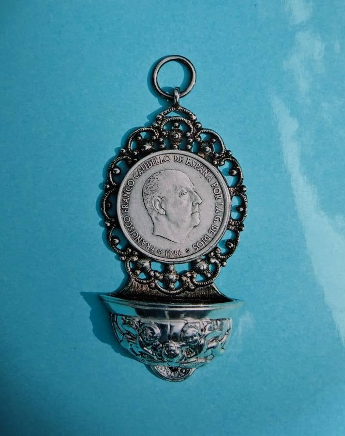 Obra titulada 'Cesaropapismo'.